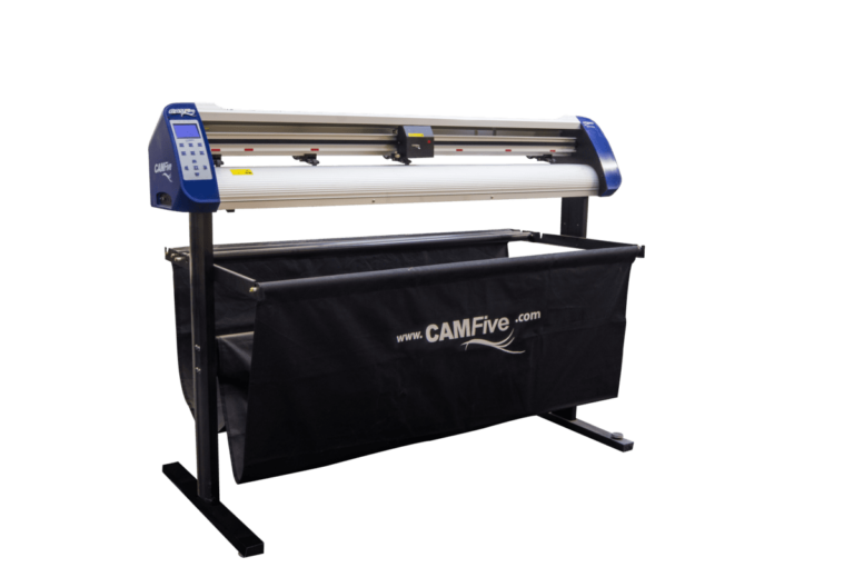 Plotter de corte CAMFive con estructura profesional, ideal para cortar vinil, etiquetas, stencil y materiales adhesivos.
